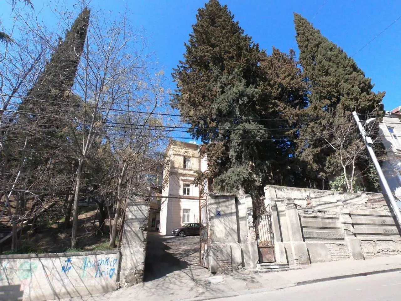 Holiday home Zuras Great Studio In Old Tbilisi Villa
